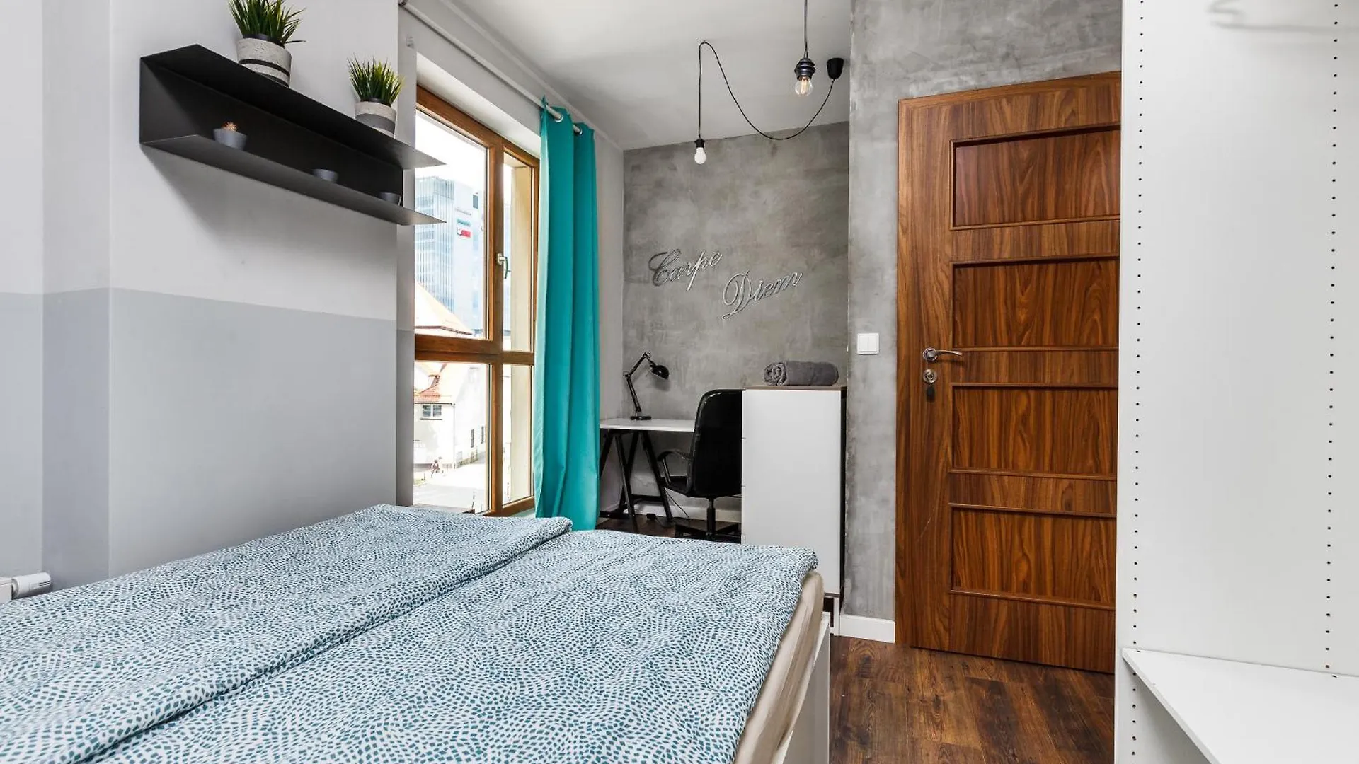 Quattro Loft Hostel 그단스크