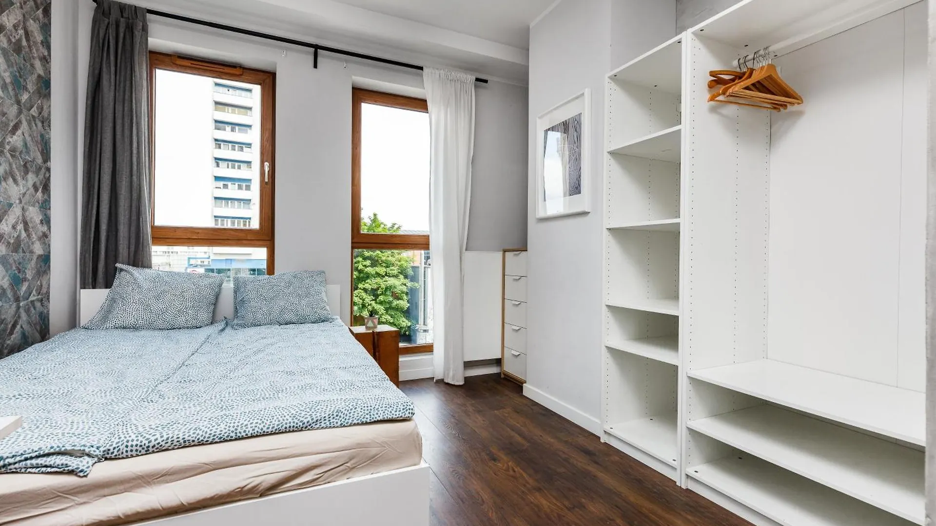 Quattro Loft Hostel 그단스크