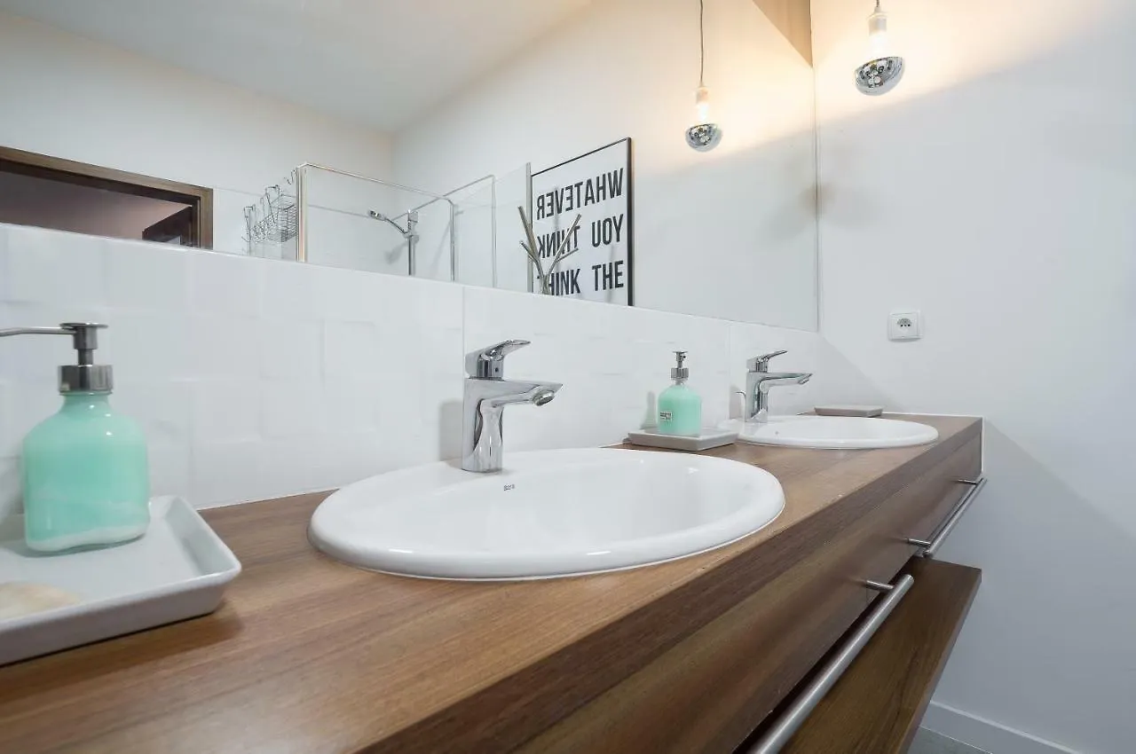 Quattro Loft Hostel 그단스크 0*,  폴란드